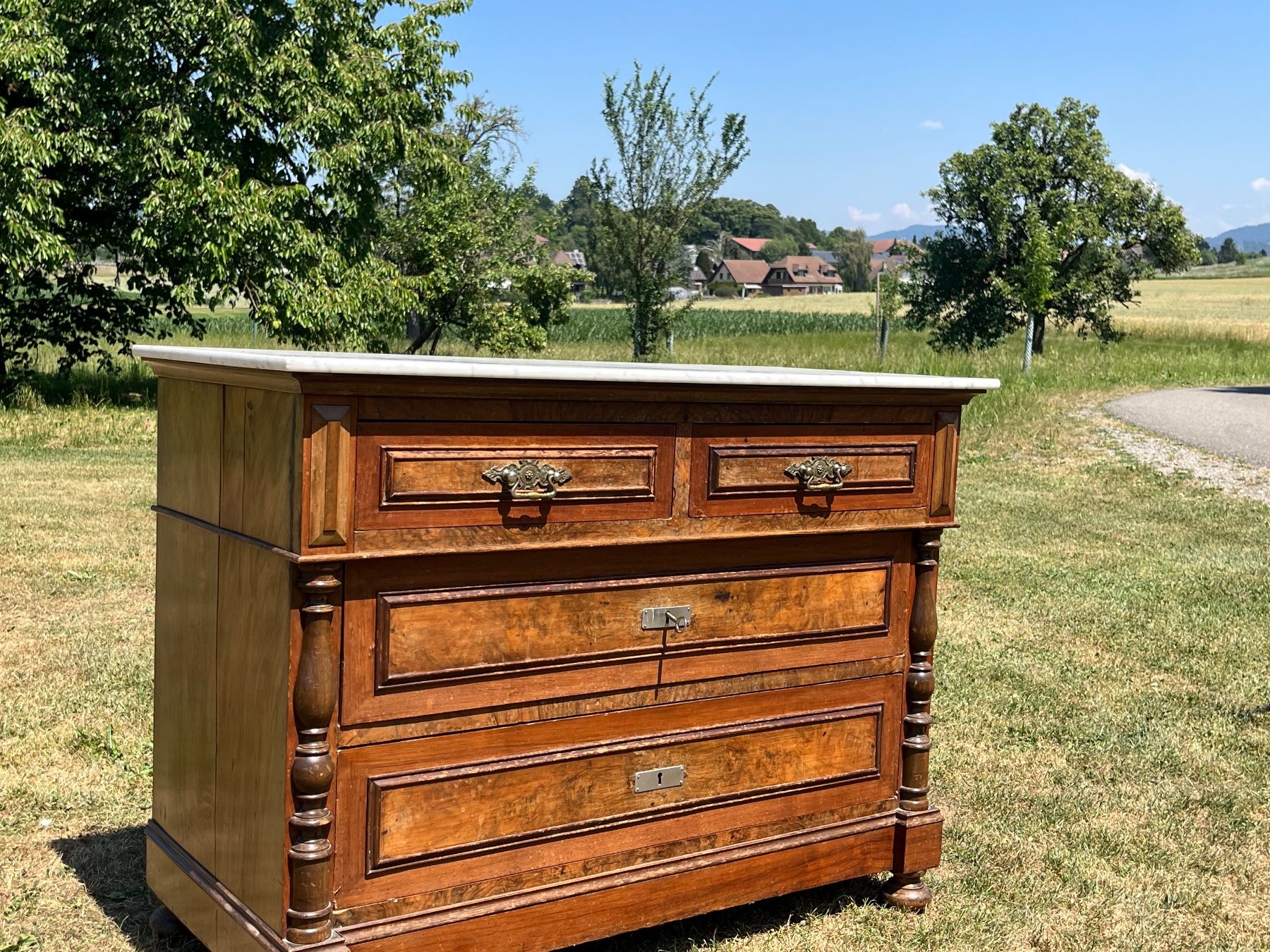 Cassettiere: Kommode mit Marmorplatte – Usato da Allmendingen b. BE venduto da juair 6