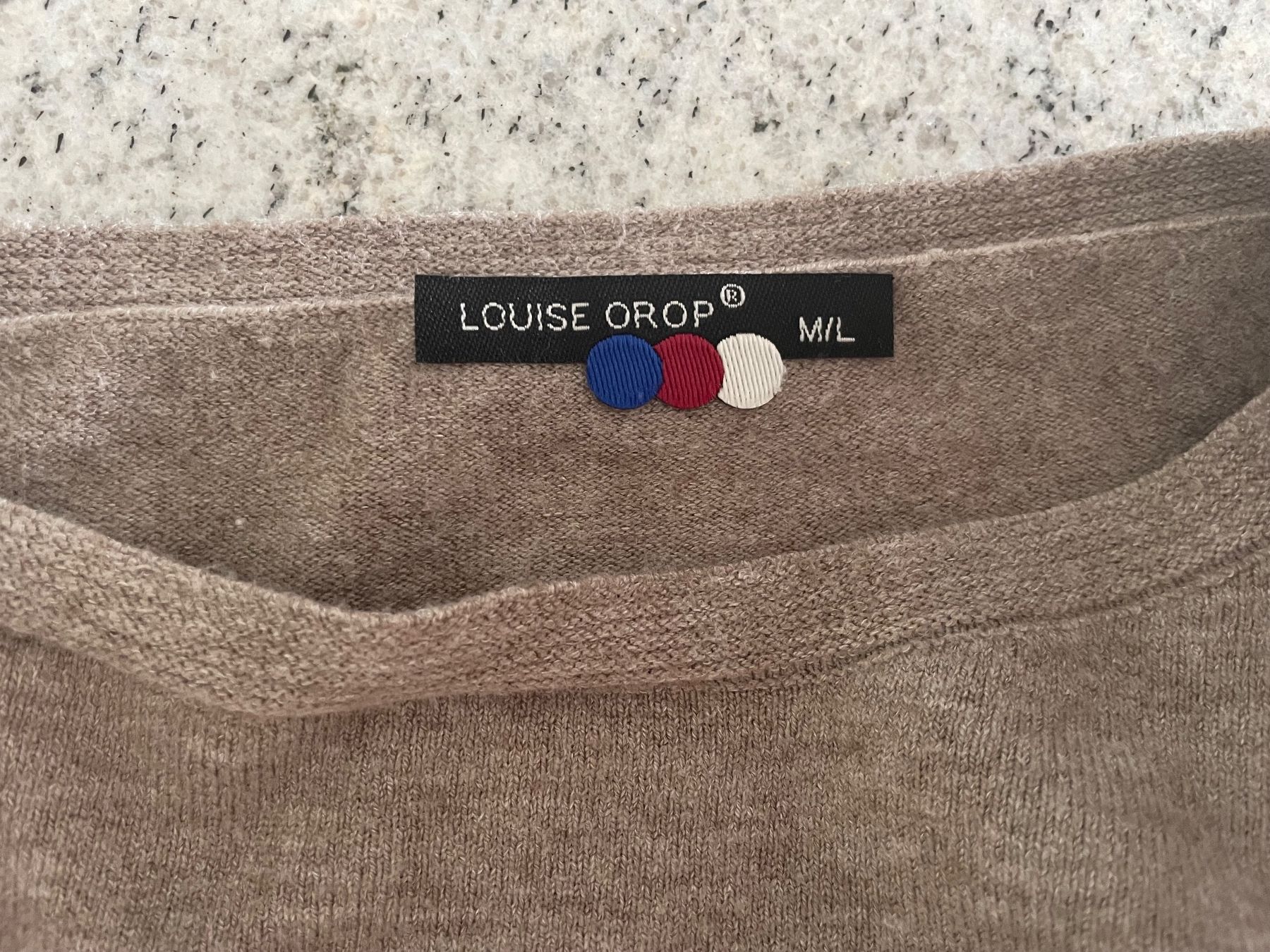 Pullover & Sweatshirts: Pullover mit Herzen 💕 – Gebraucht aus Neuwilen von bobbel01 2