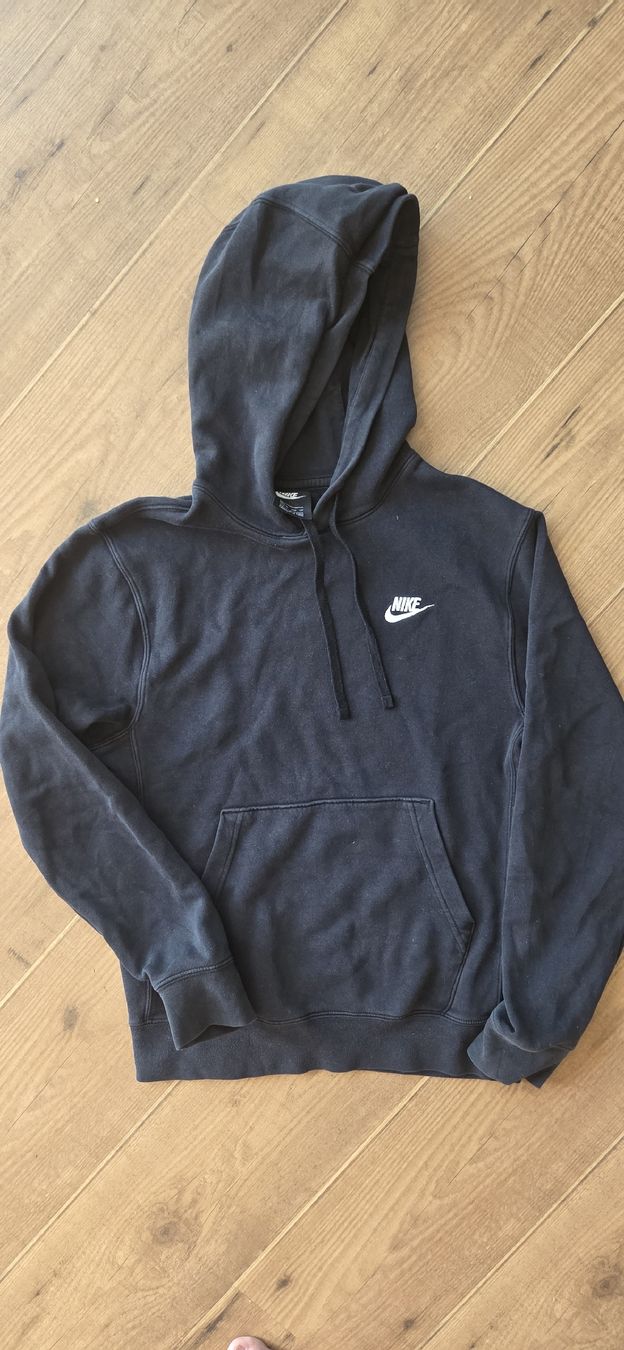 Nike Maglioni & Felpe: Nike Pullover Hoodie Schwarz Groesse XS – Usato da Kaltbrunn venduto da BarbaraR