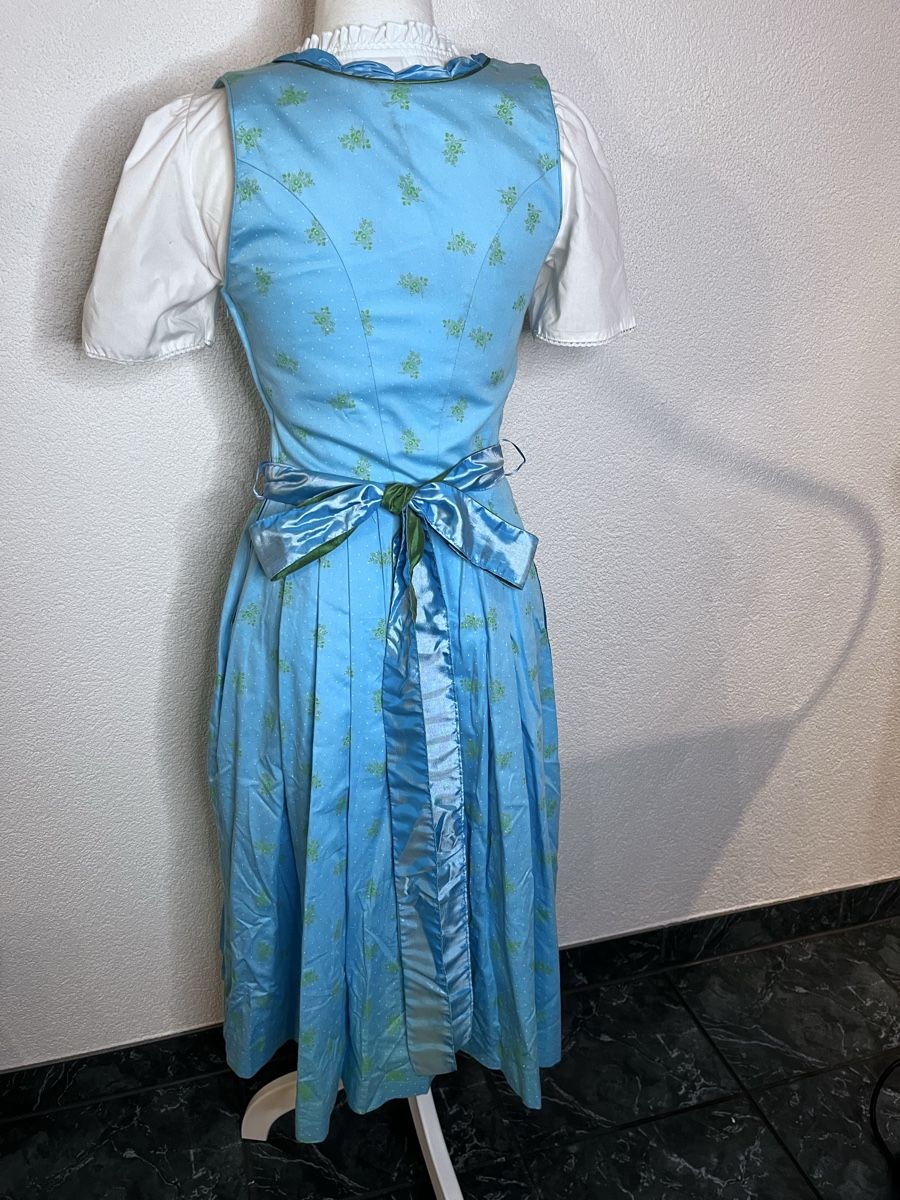 Robes: Dirndl – Neuf (Voir description) à St.-Leonard par Natross 1