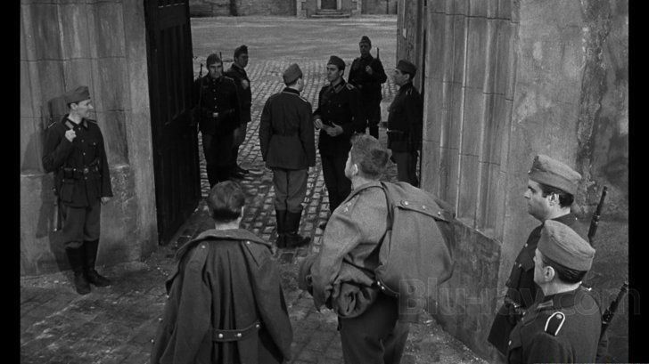 Tutti i DVDs: The Colditz Story – Usato da Winterthur venduto da Panam1 1