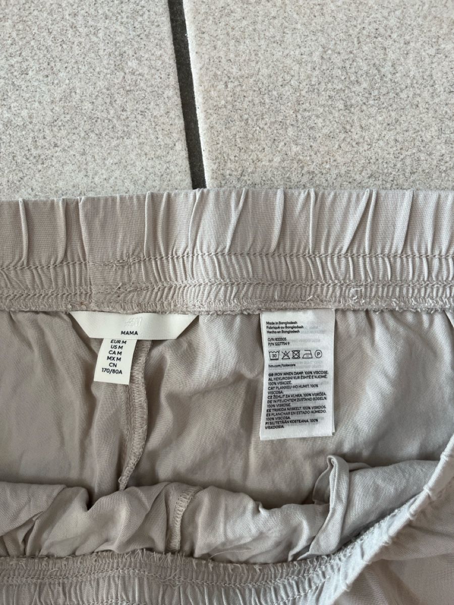 H&M Pantaloni: Hose Damen Grösse M, beige – Usato da Dietwil venduto da gislerrahel 1