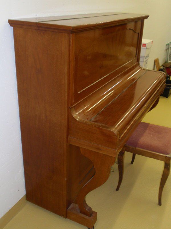 Schmidt-Flohr Strumenti musicali: Superbe piano droit – Usato da La Chaux-de-Fonds venduto da Cooltchaps 3