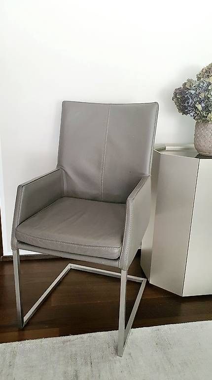 Sedie: Moderne , graue Lederstühle, 4 Stück – Usato da Meilen venduto da Na.Interior 1