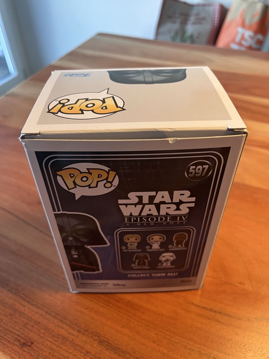 Funko Figuren: Darth Vader Funko Pop – Gebraucht aus Zürich von rbjodye 2