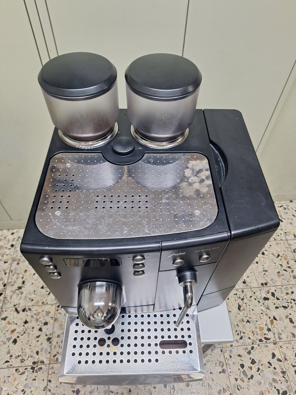Jura Macchine per caffè & Macchine per espresso: JURA IMPRESSA X7-S – Difettoso da Laconnex venduto da Patkek29 3