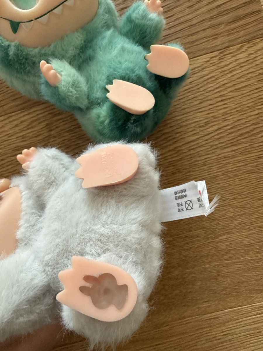 Pop Mart Giocattoli: Pop Mart The Monsters Labubu Plush 2 stk – Usato da Boswil venduto da hey.itsme 2