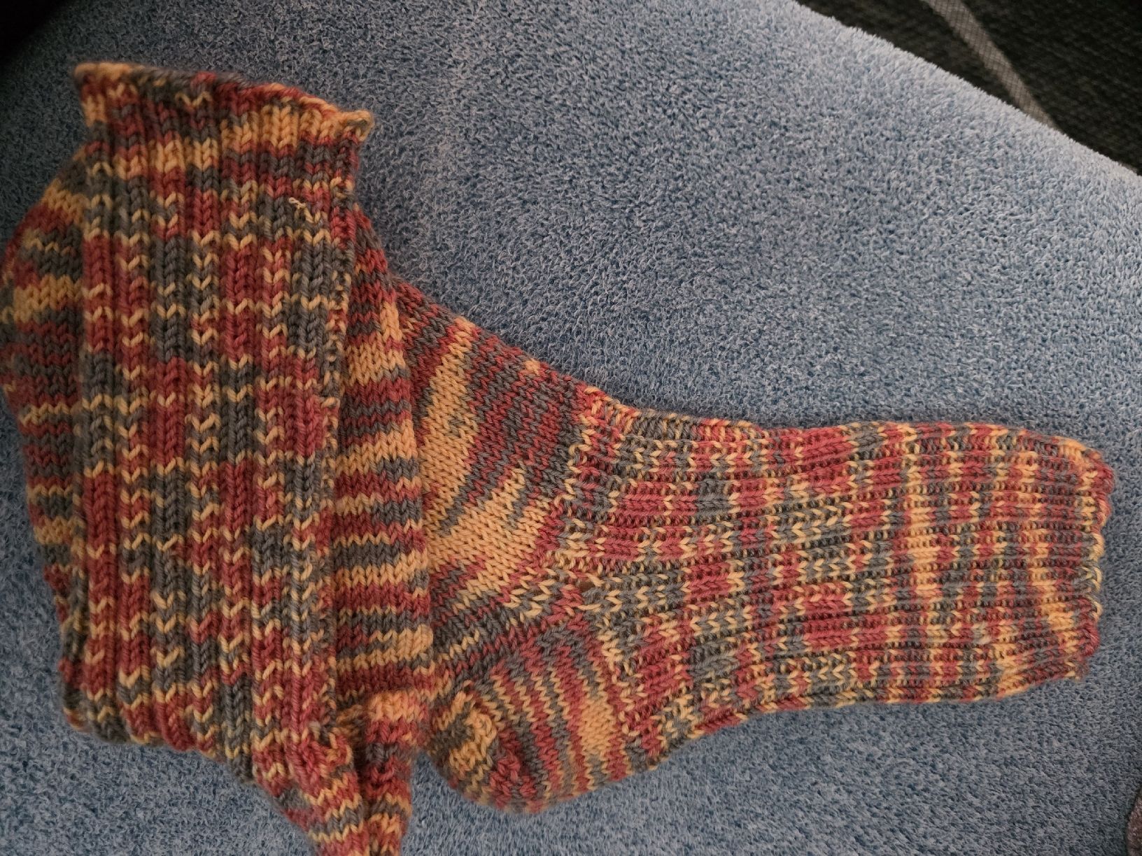 Calze: Schöne Socken gestrickt – Nuovo (secondo la descrizione) da Mels venduto da Acchico 1