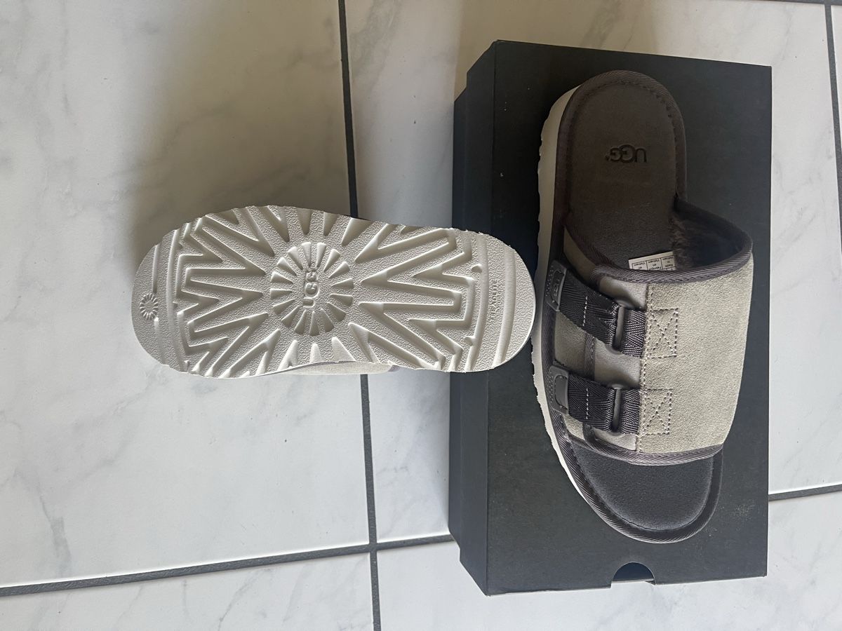 Herrenschuhe: UGG Herren Pantoletten Gr.42 Neu mit Karton – Neu und originalverpackt aus Fislisbach von Brandopfer810 4