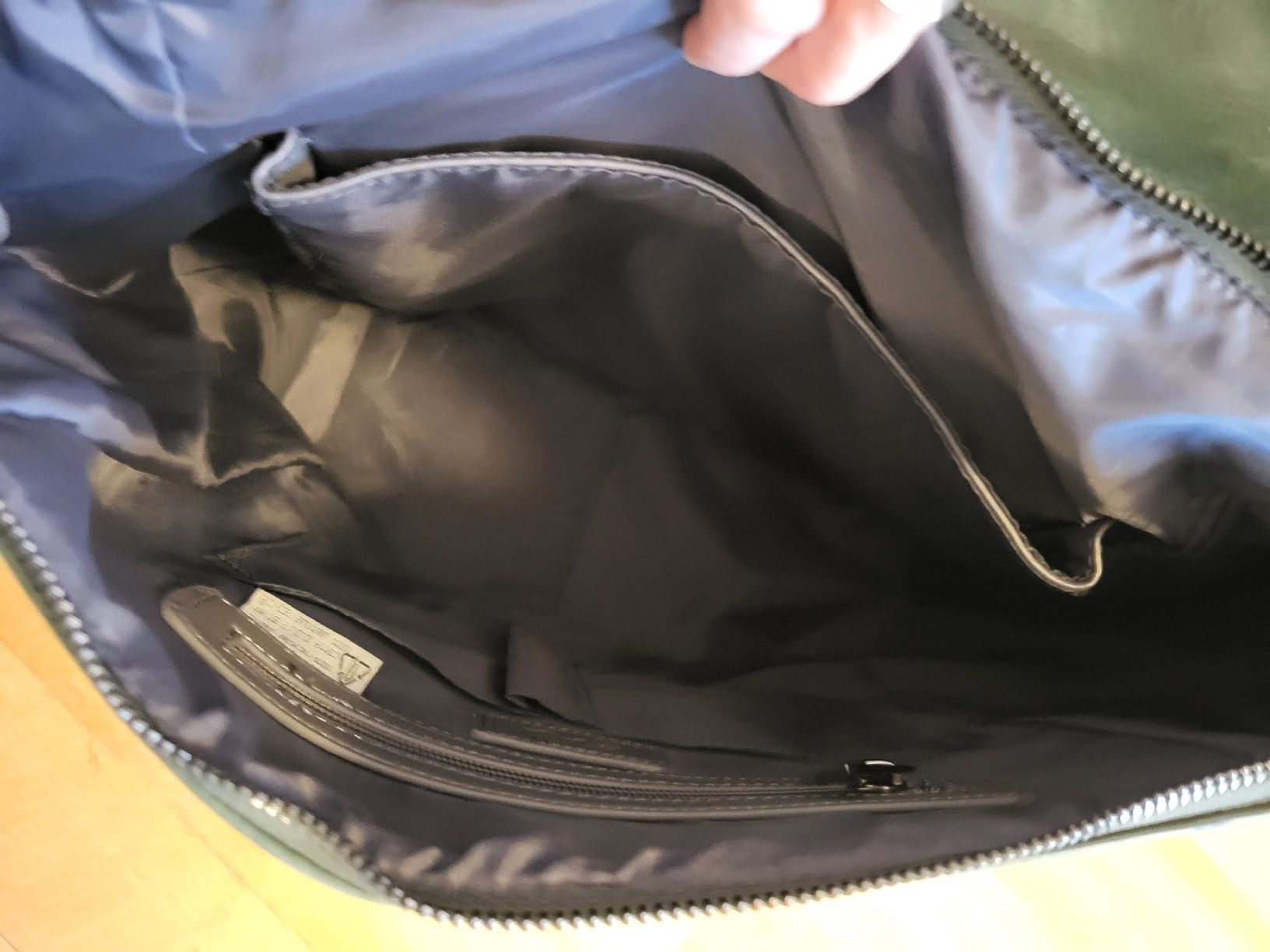 Zaini: Stabiler Rucksack in Olivgrün  – Usato da Olten venduto da Greenbaglady 2