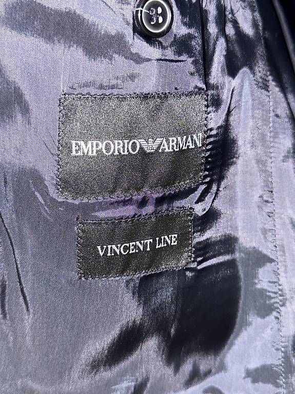 Completi, tute sportive e funzionali: Blazer Emporio Armani – Usato da Küsnacht ZH venduto da nat_m97w 3