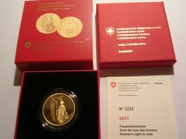 Goldmünze Schweiz 50 Franken 2021 Frauenstimmrecht Nr. 2223