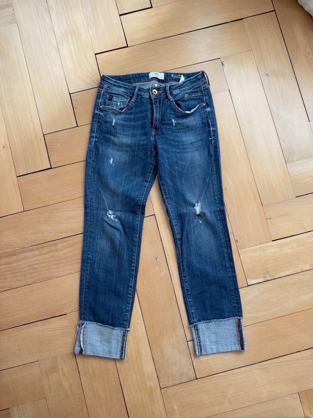 Le Temps Des Cerises Jeans: LE TEMPS DES CERISES - Jeans blau 28 – Usato da Zürich venduto da Diazaio