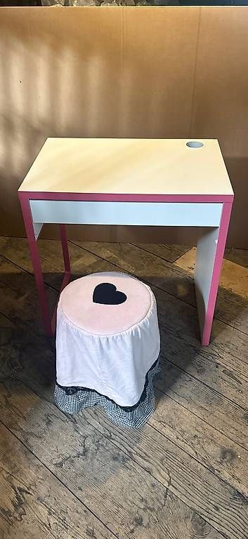 Ikea Tavoli da trucco: Ikea Kinderschminktisch – Usato da Burgdorf venduto da Mm.ju