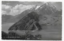 Das schöne Stansstad mit Pilatus.