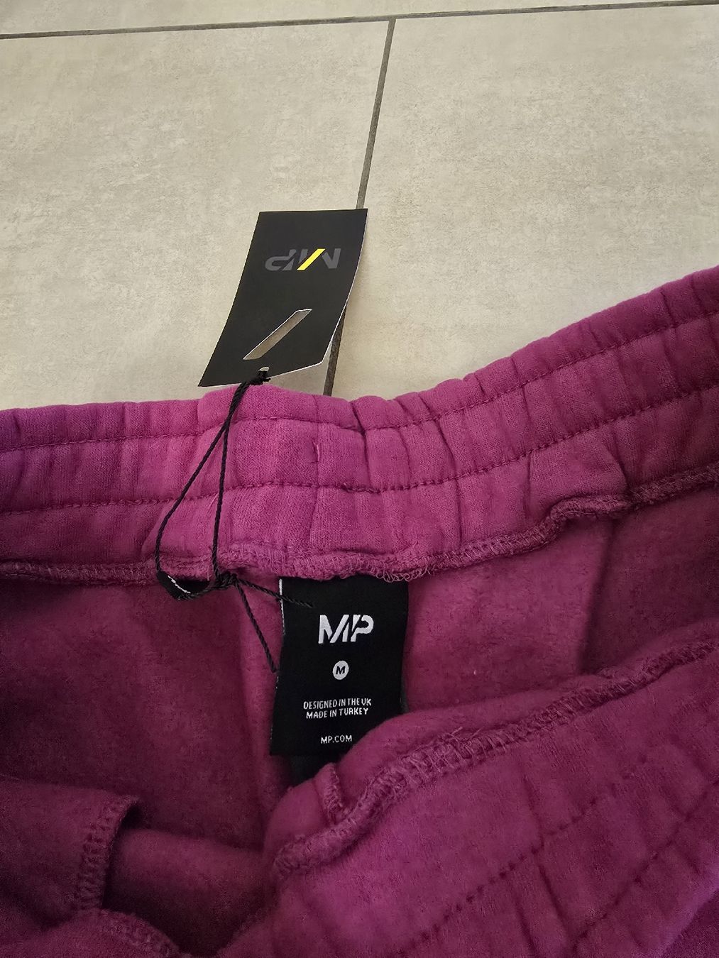 Pantalons: Damen Shorts - Grösse M – Neuf avec emballage d'origine à Rickenbach b. Wil par Kth_v8 1