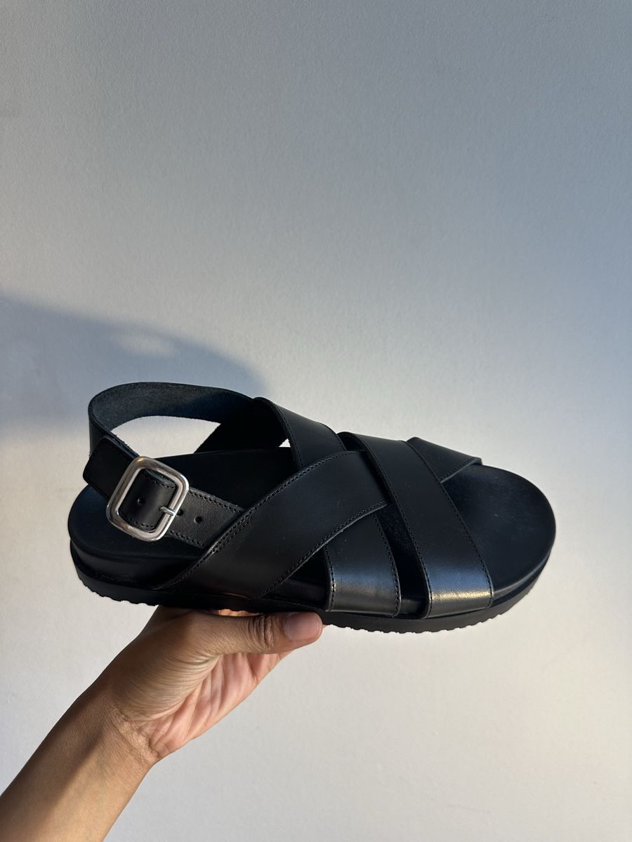 M.Moustache Scarpe da donna: SANDALES NOIRES M. MOUSTACHE – Nuovo (secondo la descrizione) da Yverdon-les-Bains venduto da Laureetlargent
