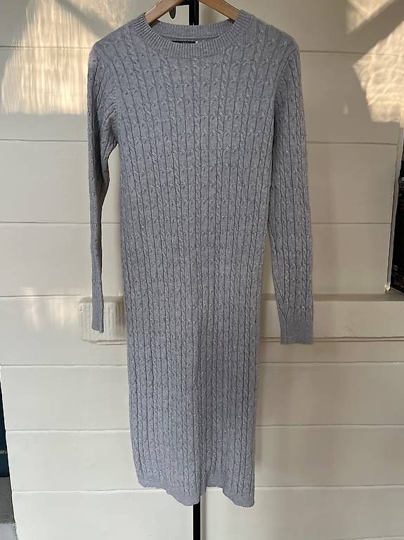 Vestiti: Strickleid Gr 36 – Usato da Luzern venduto da HeleneXX 1