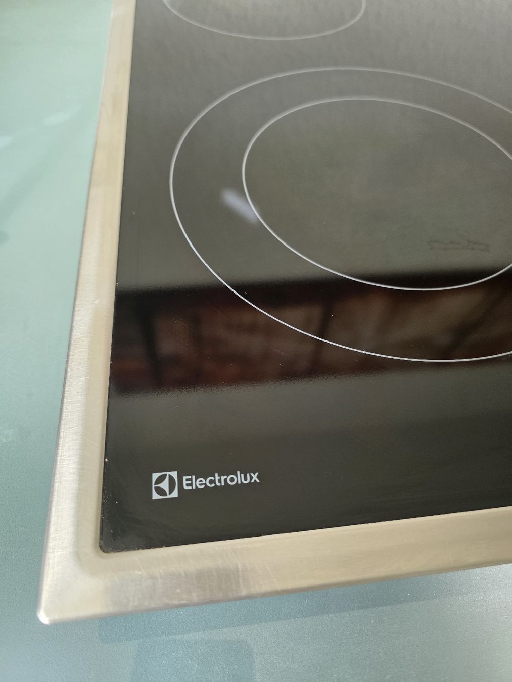 Cucine: Electrolux GK56TSCN Kochfeld Glaskeramik Herd – Usato da Oberwil-Lieli venduto da Schramy 1