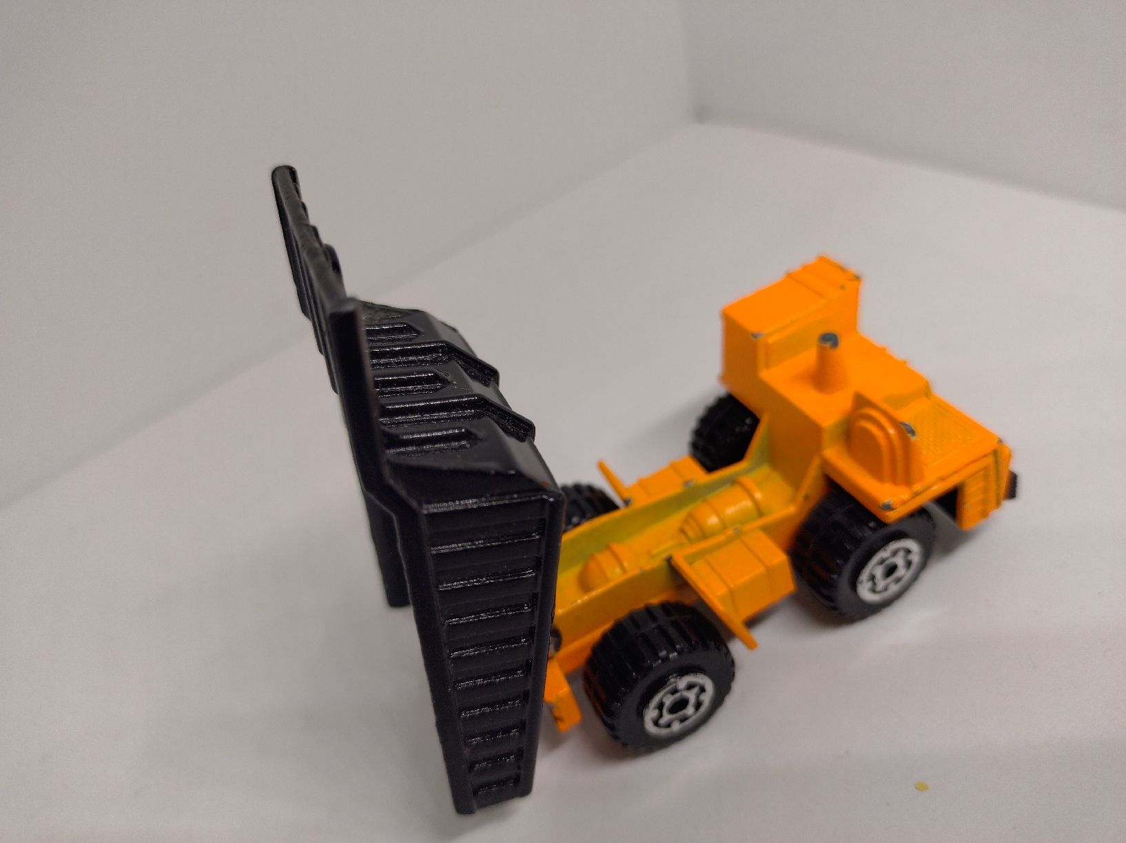 Matchbox Modellini d'auto: Matchbox, Dump Truck 1/140 – Usato da La Chaux-de-Fonds venduto da Pierrot8404 4