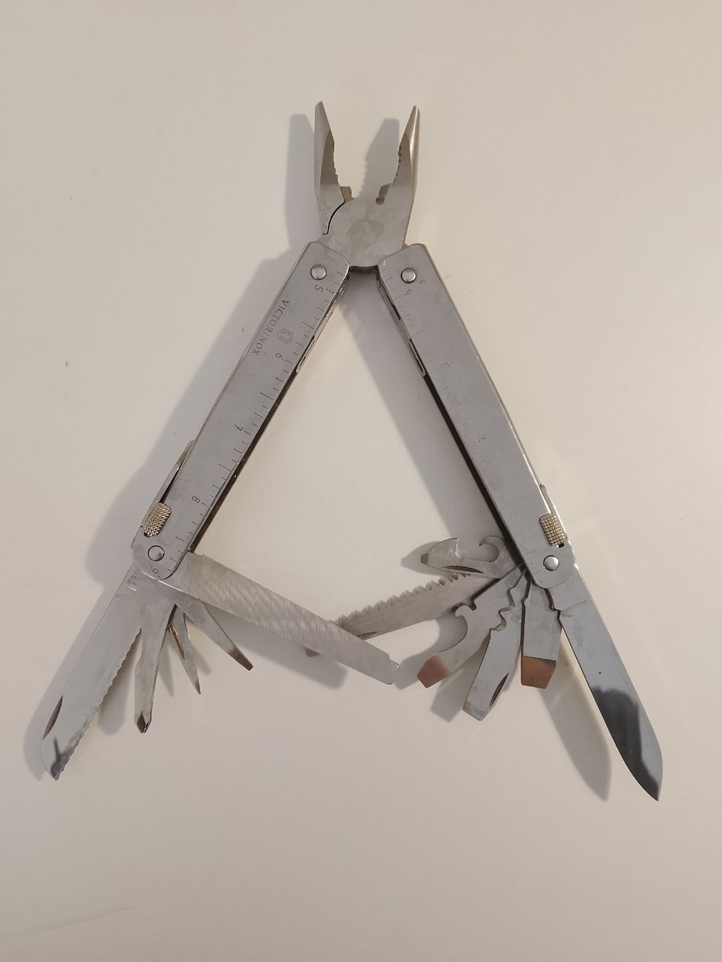 Victorinox Tutti gli attrezzi: Victorinox Multitool Sackmesser top Zustand  – Nuovo (secondo la descrizione) da Biel/Bienne venduto da Vintage-timearts