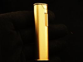 Dunhill Feuerzeug Modell Dress vergoldet mit Garantie