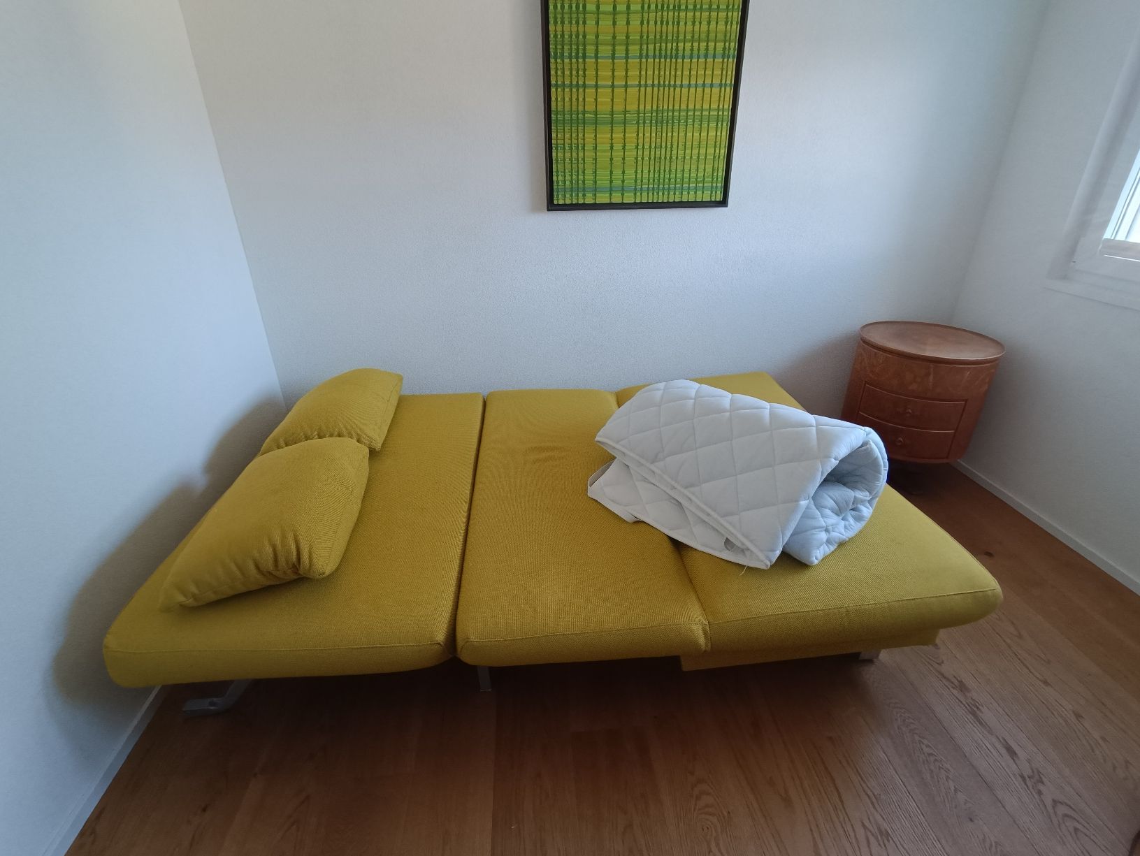 Sofas: Bettsofa, Senfgelb, 140x200, mit Topper – Gebraucht aus Emmetten von ElianG 2