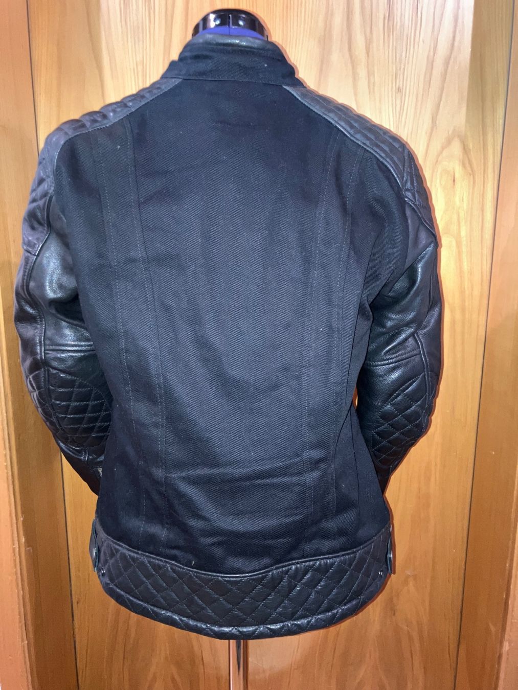 Giacche: Damen Motorradjacke Leder-Textil – Usato da Gommiswald venduto da rockyturn 2