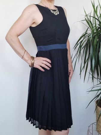 Damen Kleid H&M Gr. 36 S Schwarz