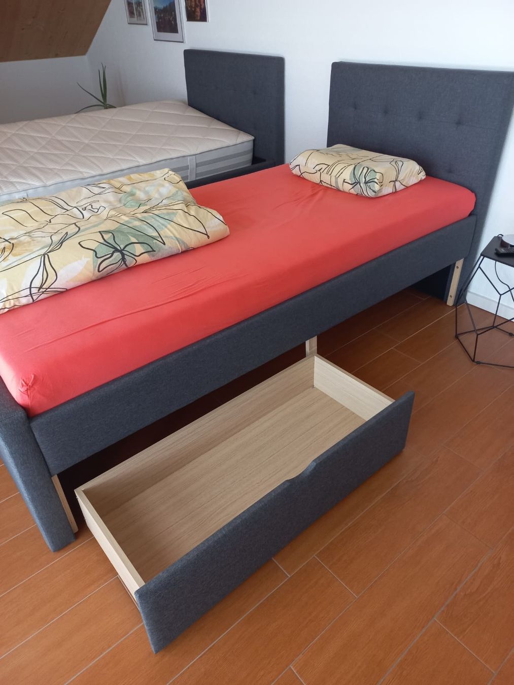Livique Lits: Einzelbett – Neuf (Voir description) à Gais par ren_dzk2 1