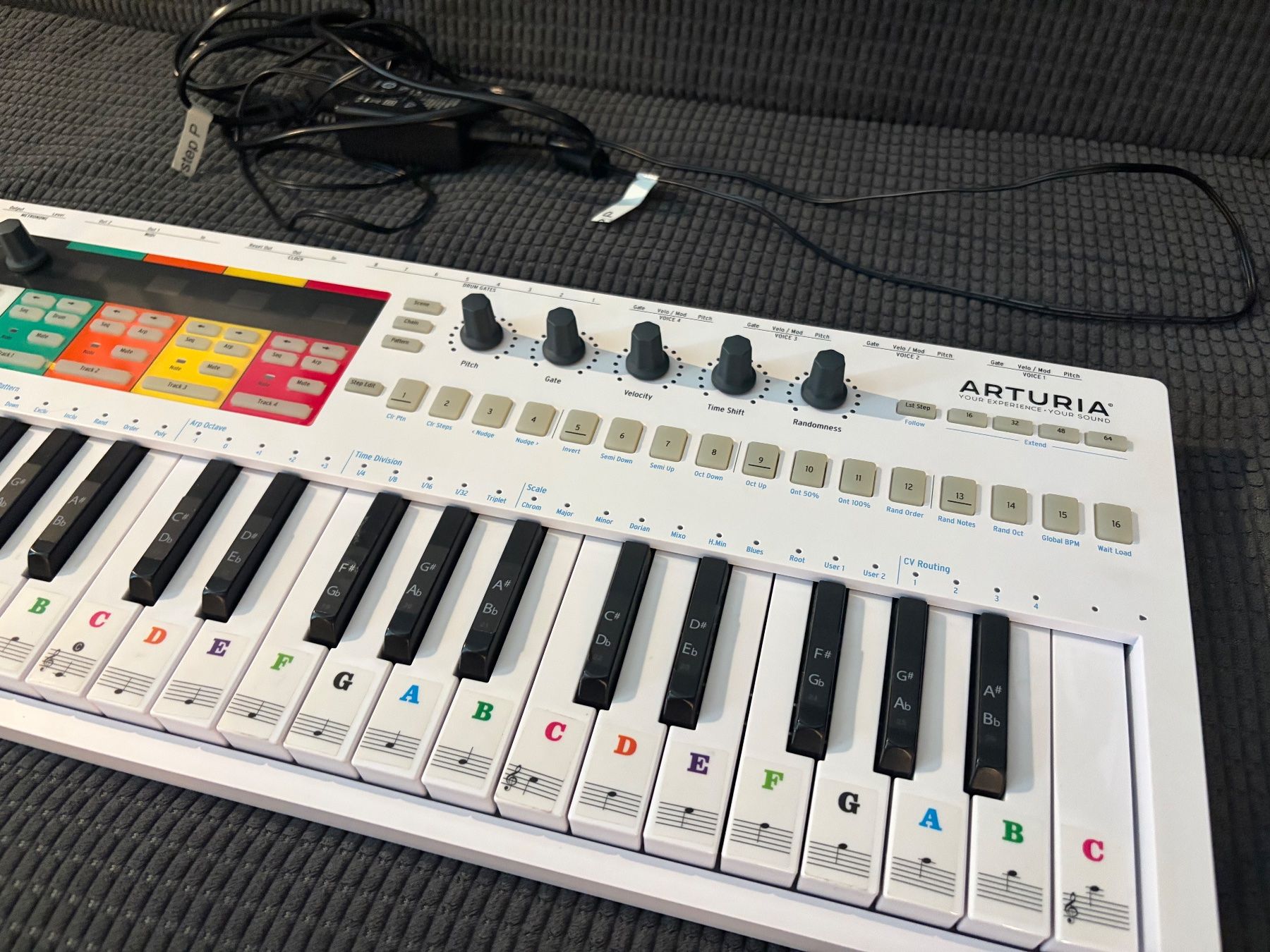 Musikinstrumente: Arturia KeyStep Pro Controller-Keyboard weis guter Zustand – Gebraucht aus Schaffhausen von ram_667r 2