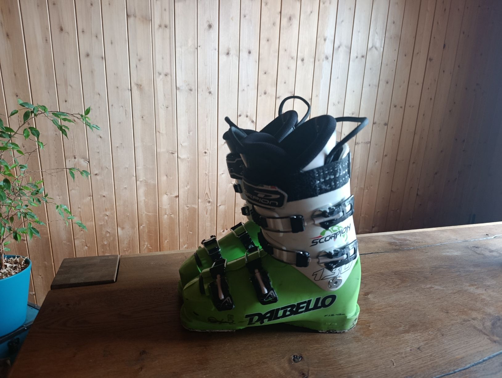 Scarpe da uomo: Ski Alpin Schuh Dalbello – Usato da Klosters Dorf venduto da tho_x5v8 1