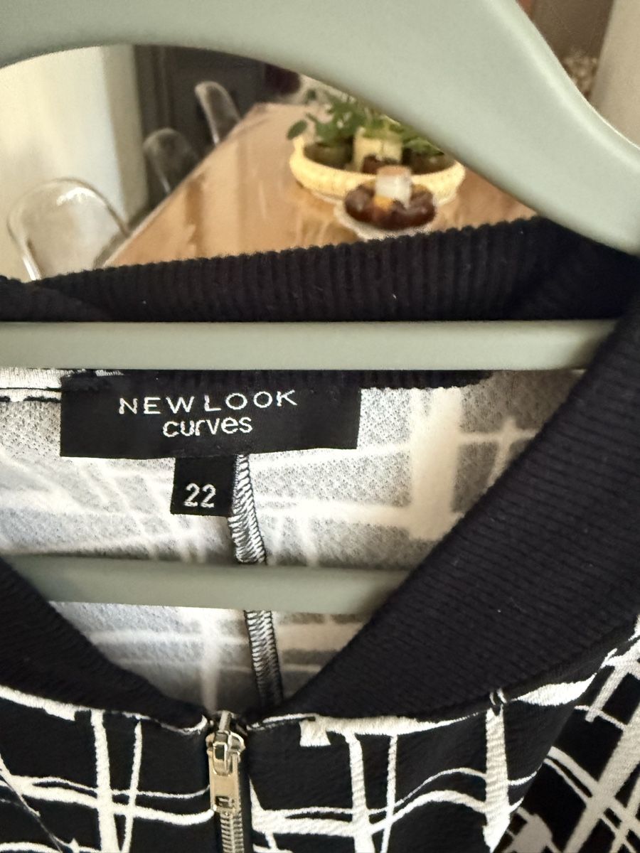Giacche: Veste New Look Curves, taille 50/52 – Nuovo (secondo la descrizione) da Nuvilly venduto da smi_6qtk 1