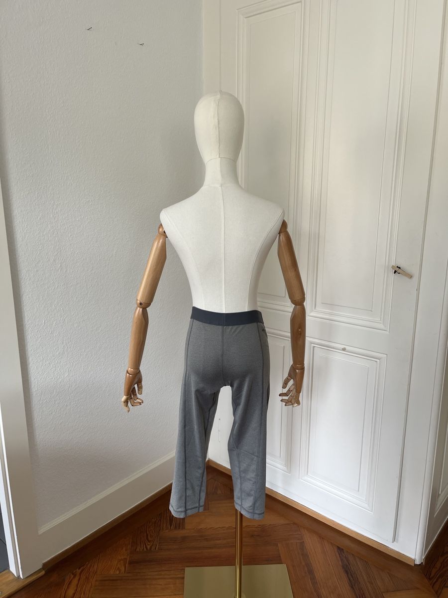 Nike Leggings: Nike Pro Capri Leggings Grey - Women's Size Medium – Usato da Mies venduto da Nib2011 4