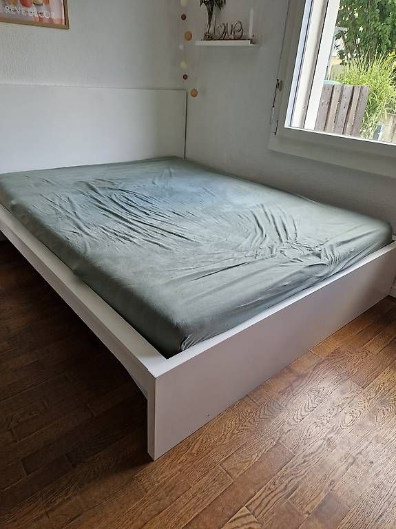 Letti: Doppelbett Malm 160cm – Usato da Thun venduto da Vespa-1964