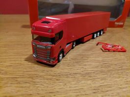Herpa Scania CS rot mit Kühlauflieger in rot 1:87