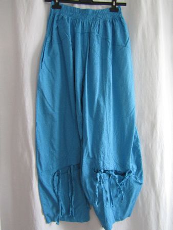 Gr. 48/56, Hose Türkis im Ballonschnitt von LaBass, Taschen