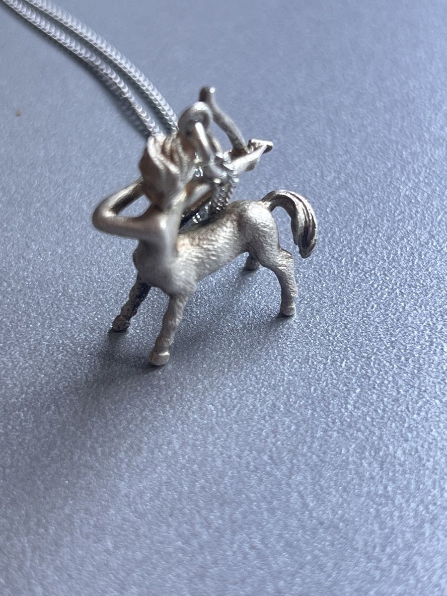 Ketten: Vintage Silver Sagittarius Centaur Archer Necklace! – Gebraucht aus Laufen von Trendmarket 1