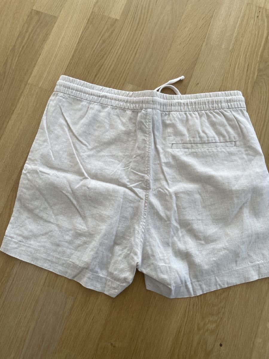 H&M Pantaloni: Shorts von H&M, Grösse M – Usato da Hägendorf venduto da fufj11 1