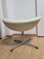 Fritz Hansen Egg Ottoman Leder 