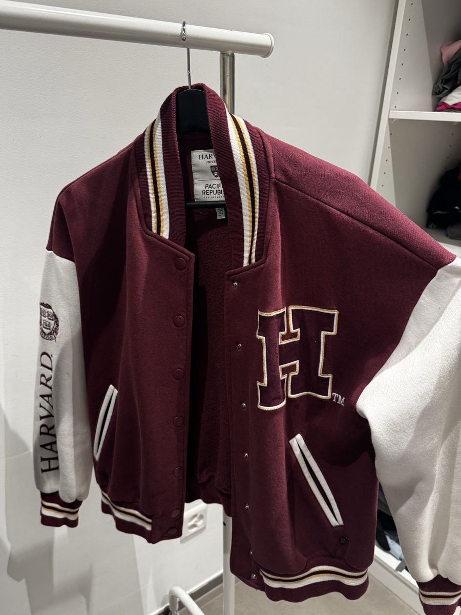 Giacche: Harvard College Jacke, Grösse M, bordeaux – Usato da Hunzenschwil venduto da Tara_B
