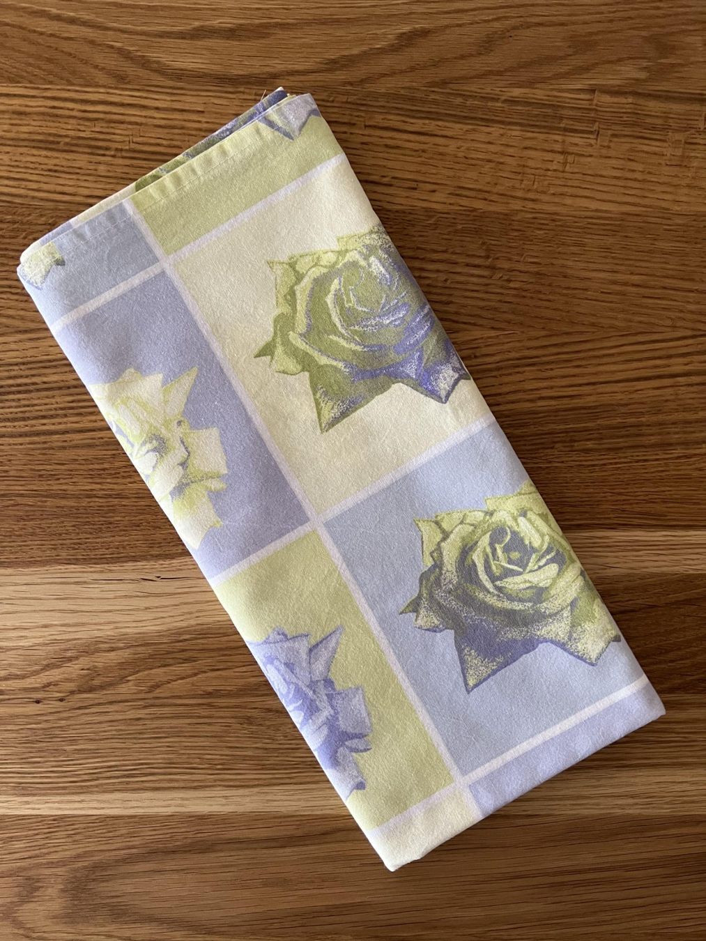 Autre linge de table: Tischtuch 145 x130 cm – D'occasion à Winterthur par Green-Future 2