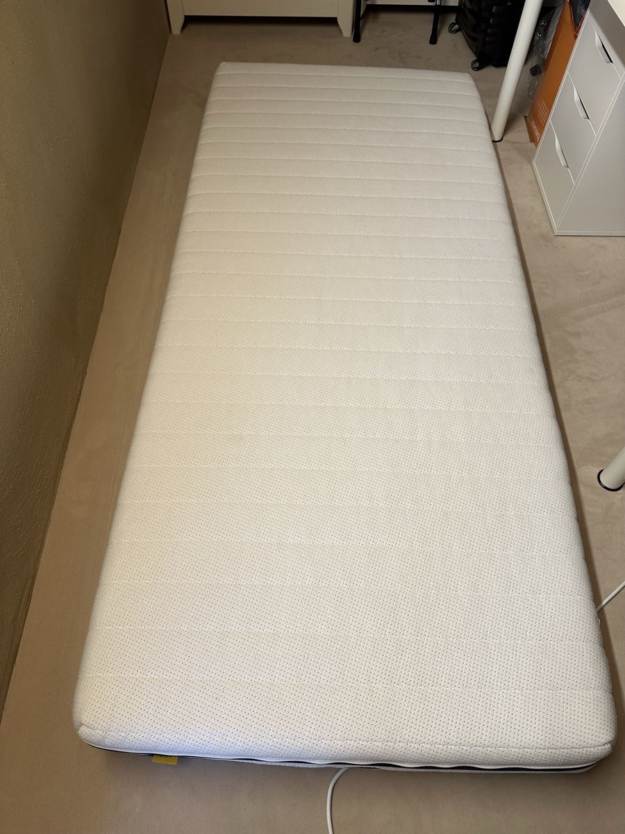 Matelas: BICO Springtop Float medium Matratze 90x200cm neuwertig – Neuf (Voir description) à Frauenfeld par Chrisspecki 3