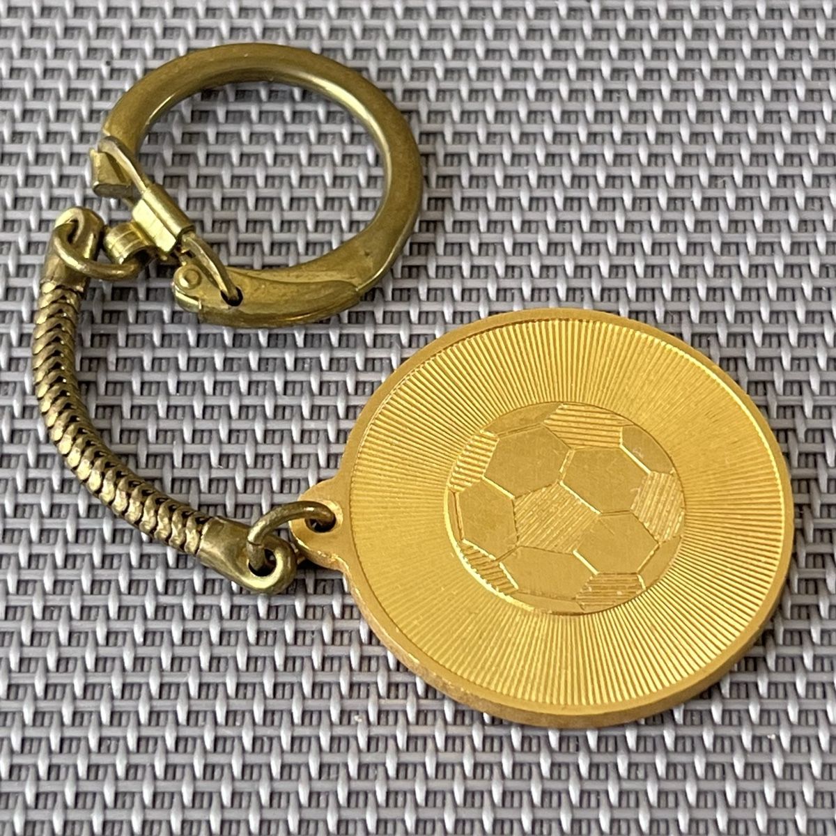 Portachiavi: Porte-clé vintage UEFA – Nuovo (secondo la descrizione) da Vuisternens-devant-Romont venduto da ribouldog 2