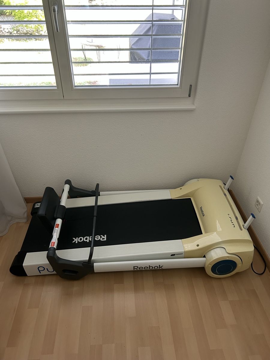 Reebok Hometrainer: Laufband Reebok Pure I-run – Usato da Pfäffikon SZ venduto da jcg_9ncl 3