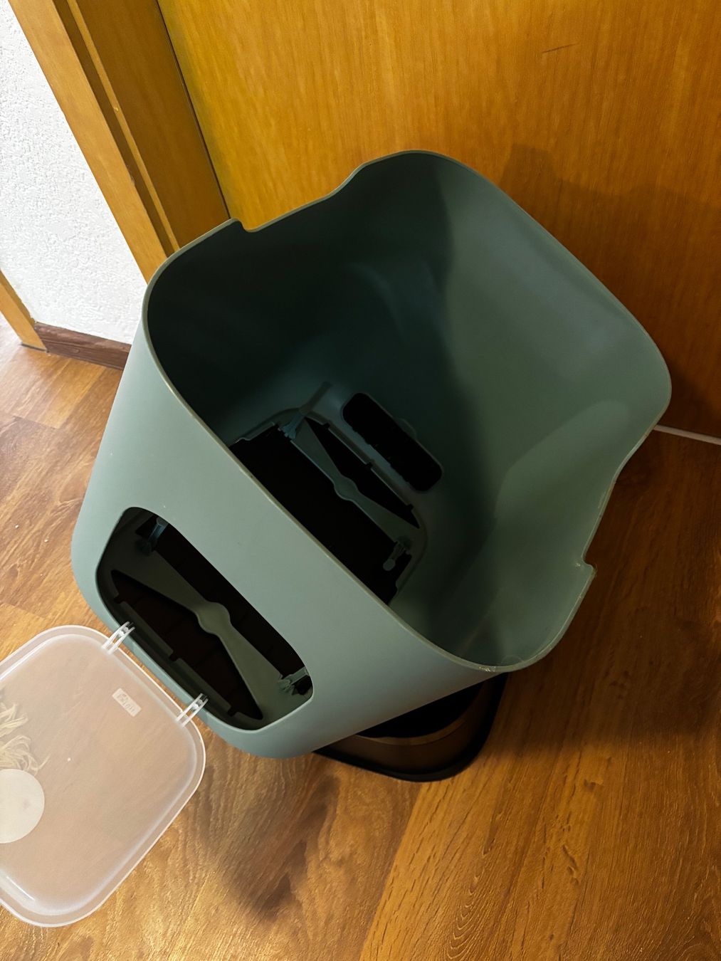 Cucce & Letti: ROTHO Cat Litter Box - Mint Green, Modern Design – Nuovo (secondo la descrizione) da Füllinsdorf venduto da MaiiaM 4