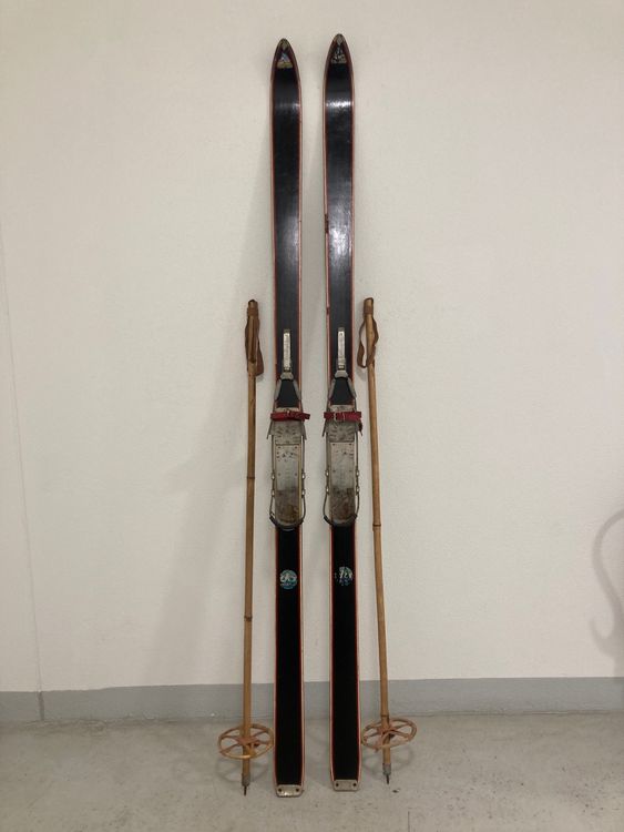 Miniatur-Ski Mit Stöcken – Maßstab 1/12, Ca. 10 Cm Lang – Für Puppenstube Oder Als Geldgeschenk