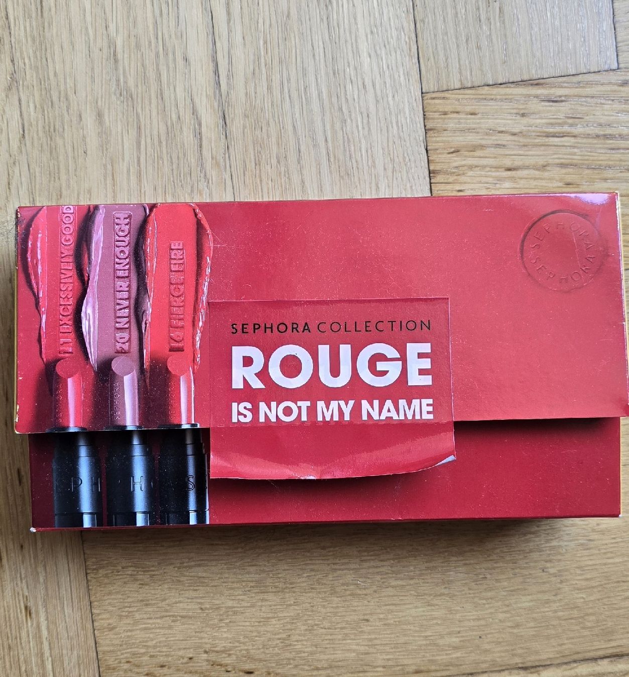 Sephora Make-up: Superbe coffret de 18 rouges à lèvres neufs de Sephora – Nuovo e nell'imballaggio originale da Genève venduto da Saleena 1