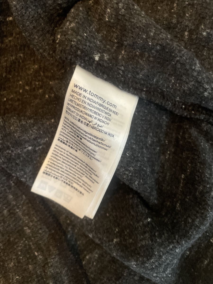 Tommy Hilfiger Pulls & Sweat-shirts: Cooler Tommy Hilfiger Denim Pulli Gr.M – Neuf (Voir description) à Obergerlafingen par cabo4 2