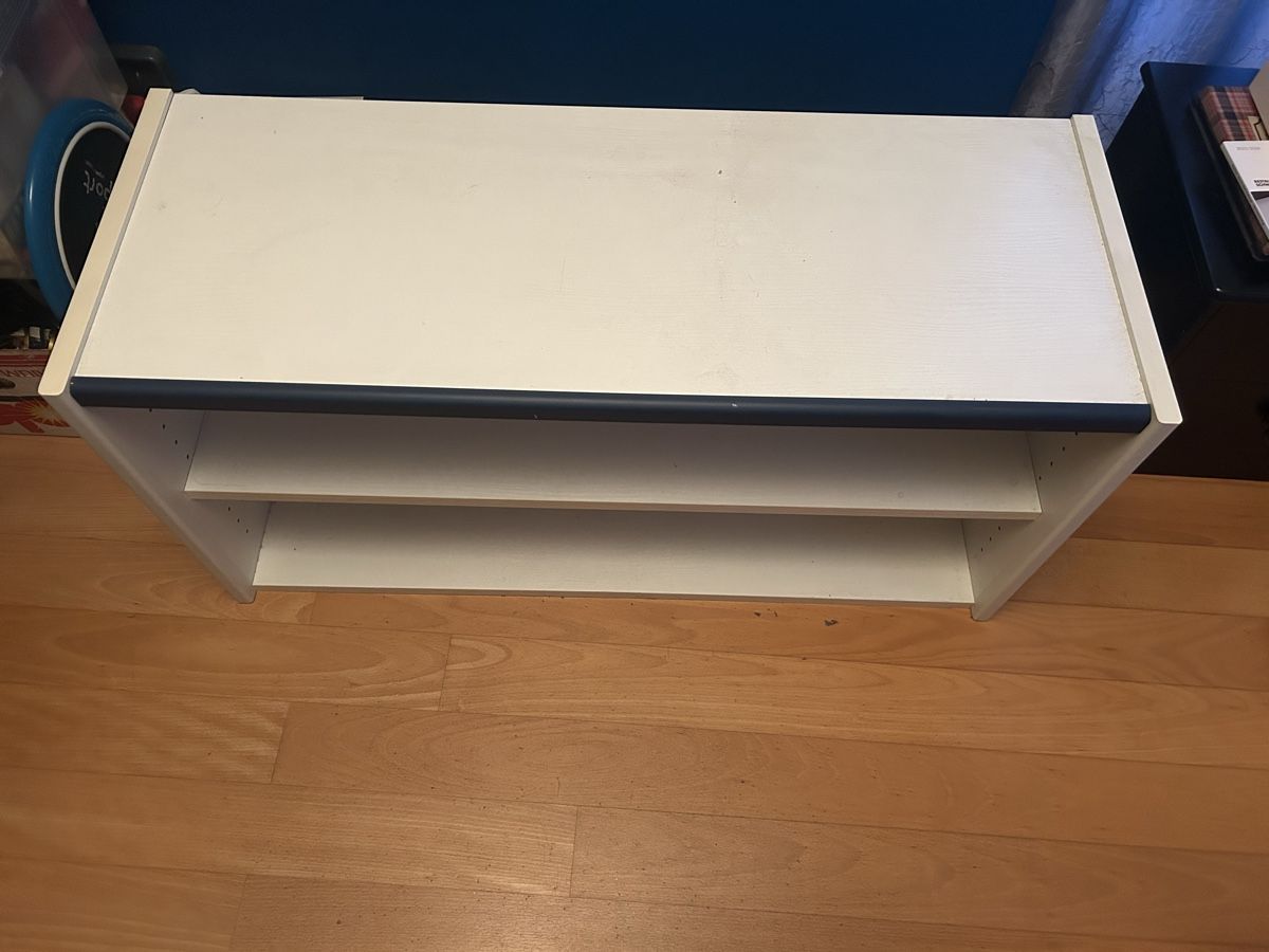Armadi: Schrank zu Verkaufen – Usato da Köniz venduto da Mic_vbg5 2